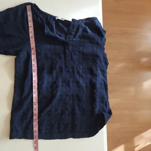 LOFT blue popover blouse subtle windowpane print Sz Small - Picture 8 of 9